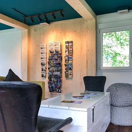 Riverlodge Tcs Training & Freizeit Ag ホステル インターラーケン