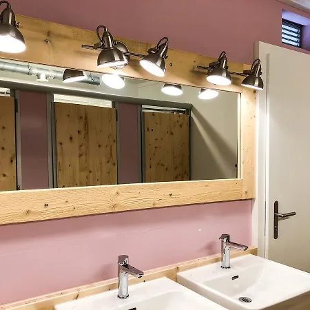 ホステル Riverlodge Tcs Training & Freizeit Ag *