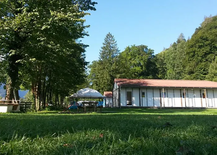 Riverlodge Tcs Training & Freizeit Ag Хостел Интерлакен