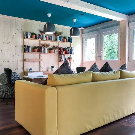 Vandrarhem Riverlodge Tcs Training & Freizeit Ag