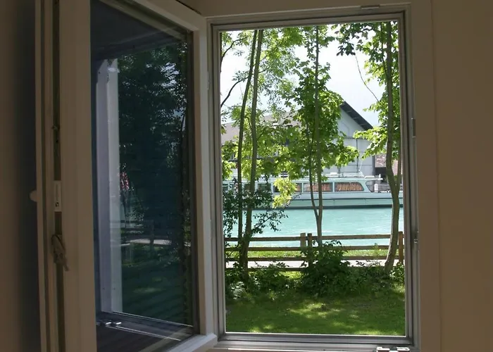 Vandrarhem Riverlodge Tcs Training & Freizeit Ag *